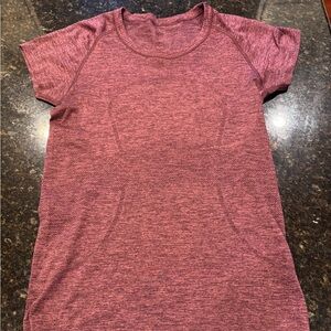 Lululemon ✨Swiftly 2.0 Short Sleeved Women's Heathered Pink/Dark Red Flar/Black